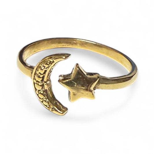 Moon and star ring