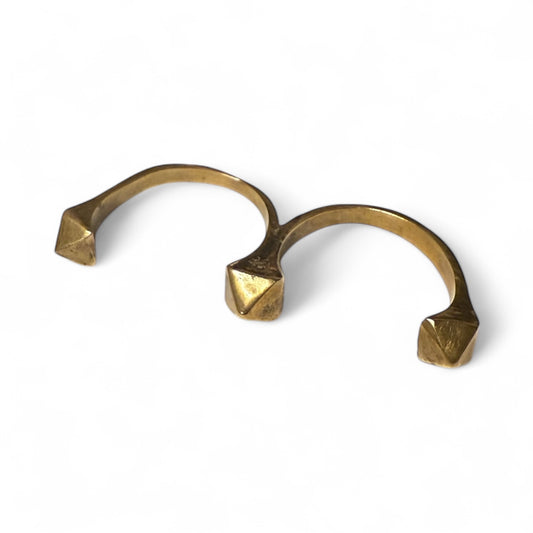 Two Finger Stud Ring