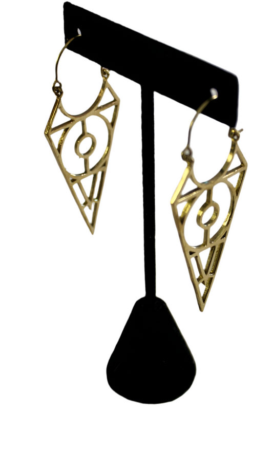 Mystic triangle earrings