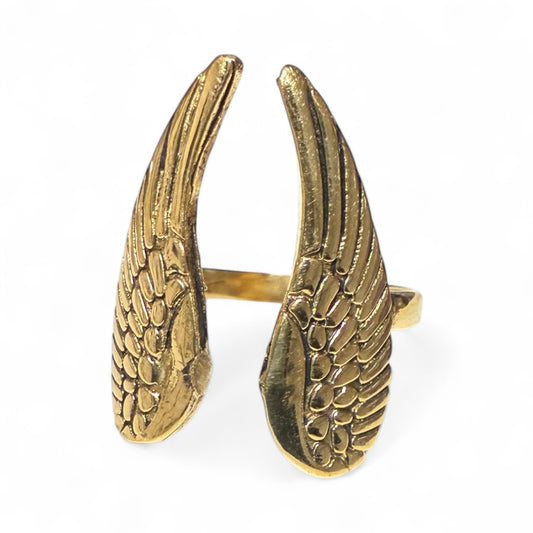 Angel wings ring