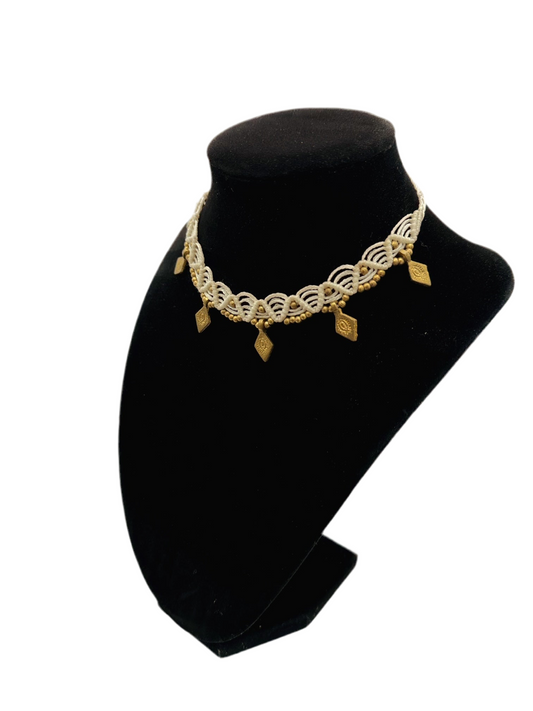 White macrame choker