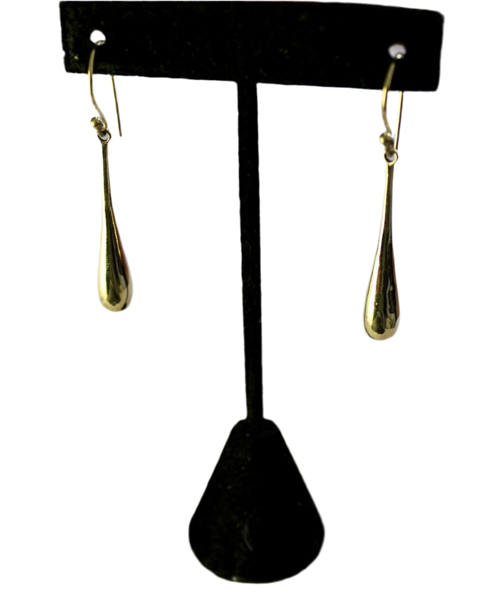 Teardrop earrings