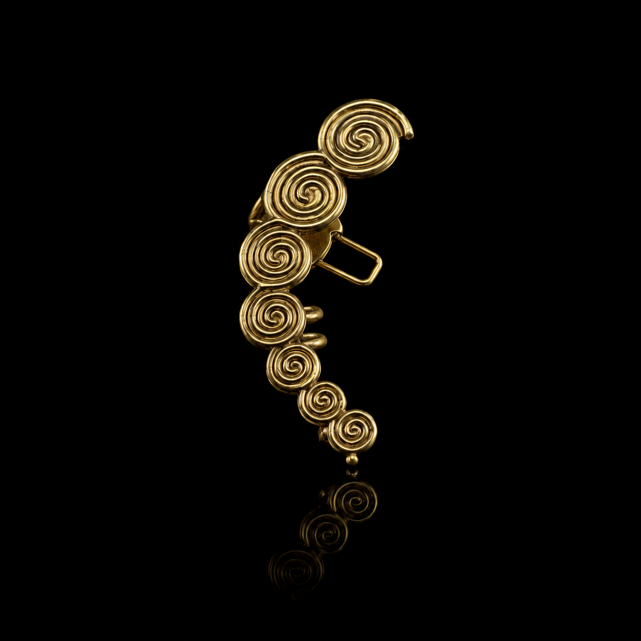 Spiral Ear Crawler